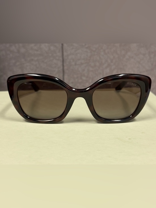 NEW Guess Sunglasses main image 9